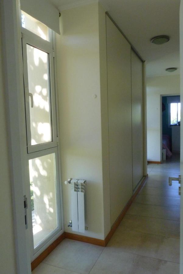 Casa En Club De Campo. Parque Y Pileta. Holiday home San Nicolas de los Arroyos