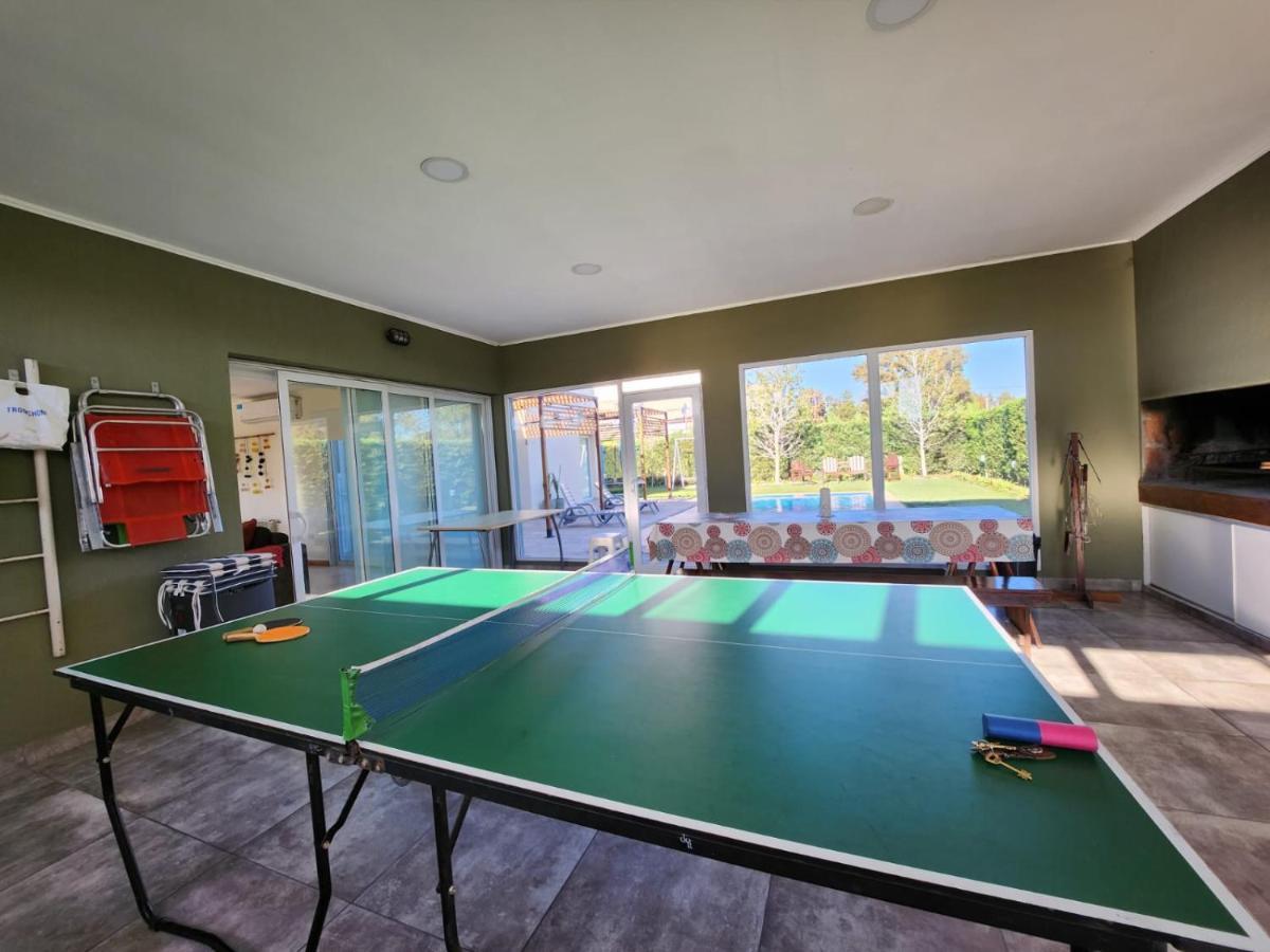 Casa En Club De Campo. Parque Y Pileta. Holiday home *