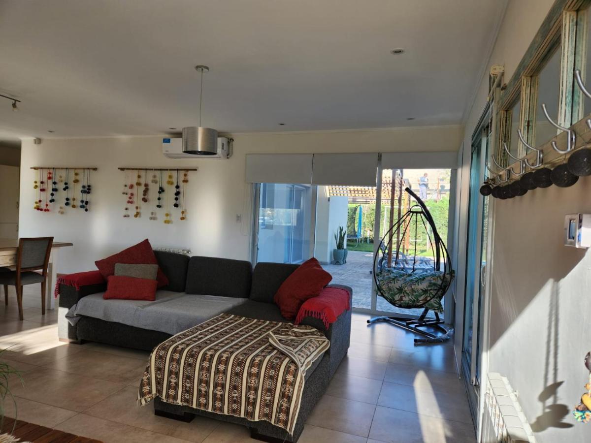 Casa En Club De Campo. Parque Y Pileta. * San Nicolas de los Arroyos